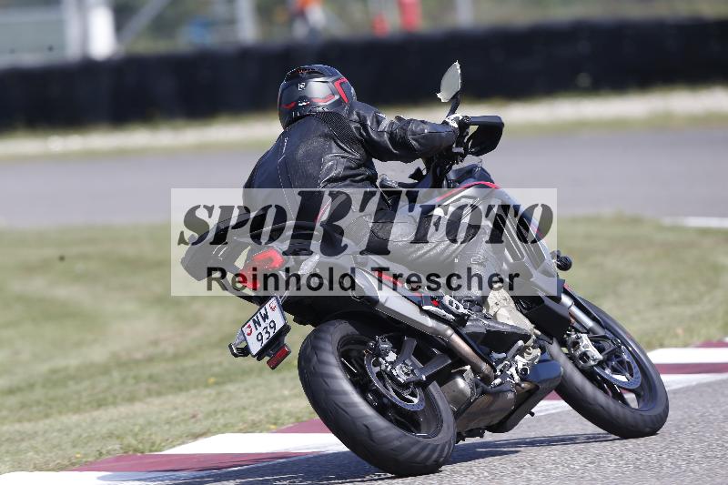 /49 26.08.2025 Cornu Master School ADR/gruen-vert/25